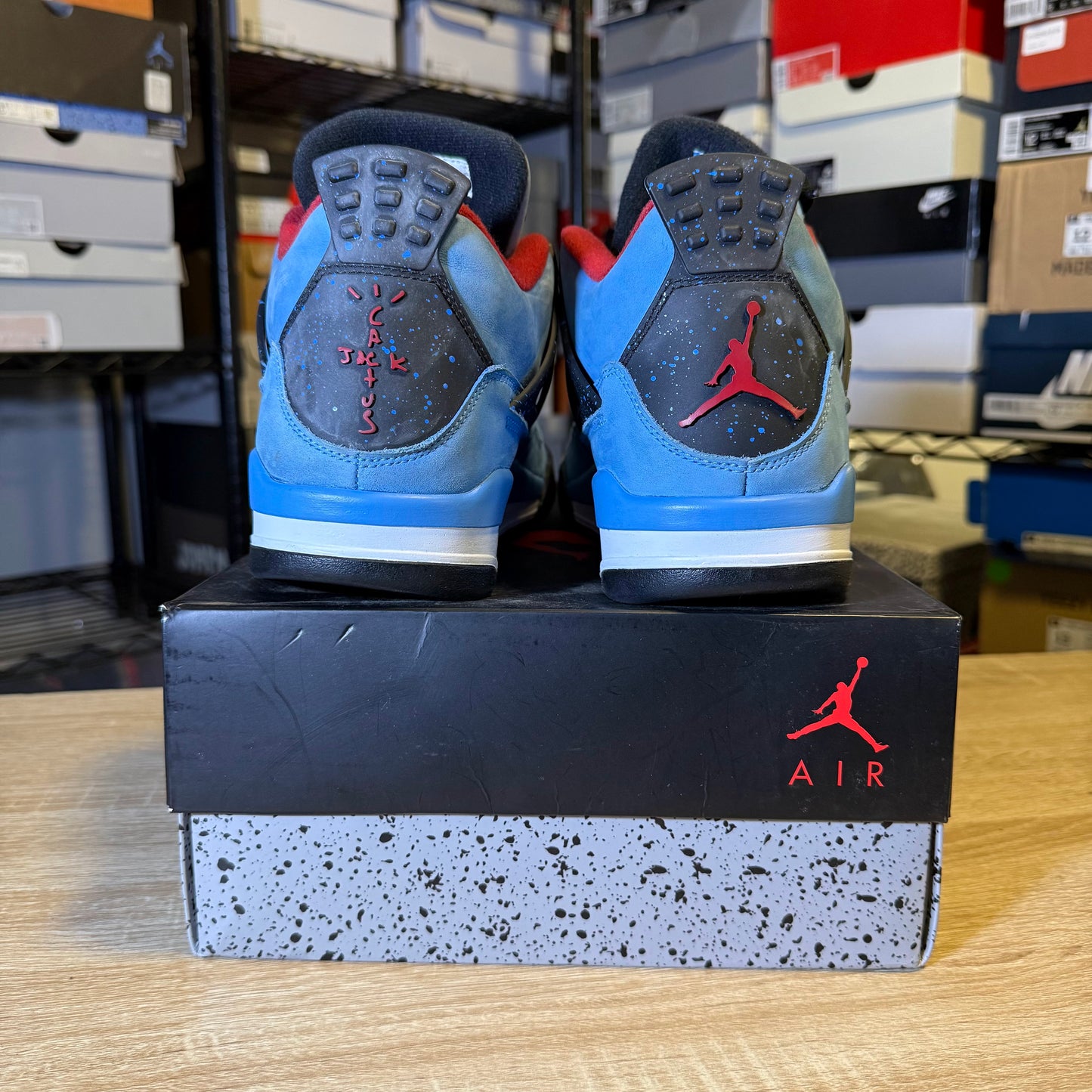 Size 10.5 - AJ 4 Retro x Travis Scott Mid Cactus Jack