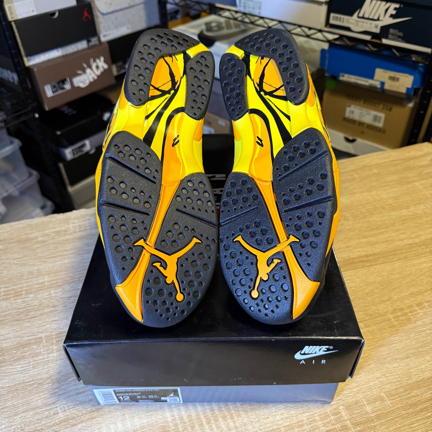 Size 10.5 M - AJ 8 Taxi Yellow