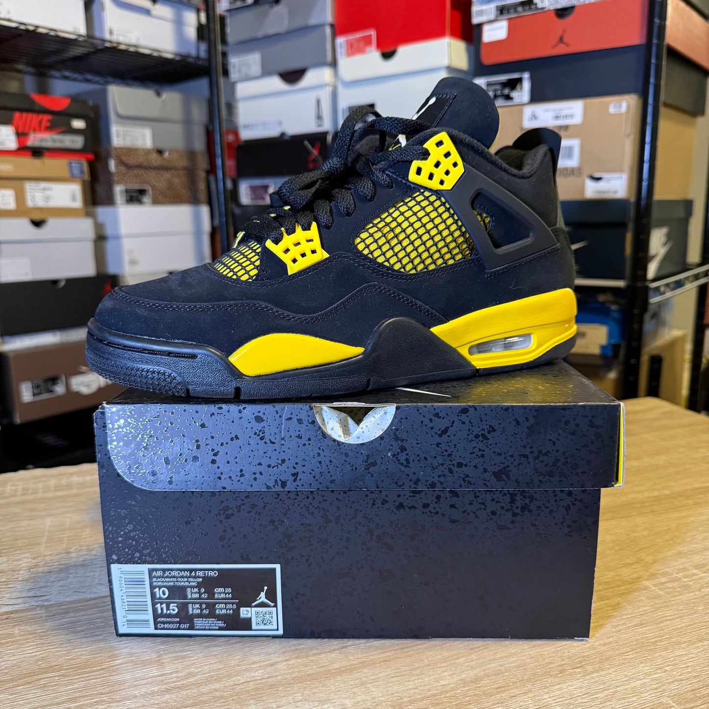 Size 10.5 - AJ 4 Thunder