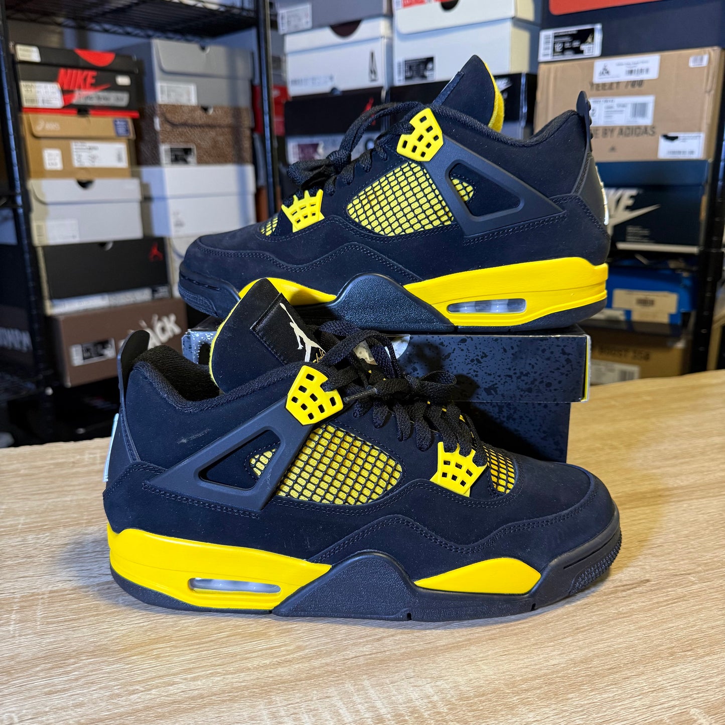 Size 10.5 - AJ 4 Thunder