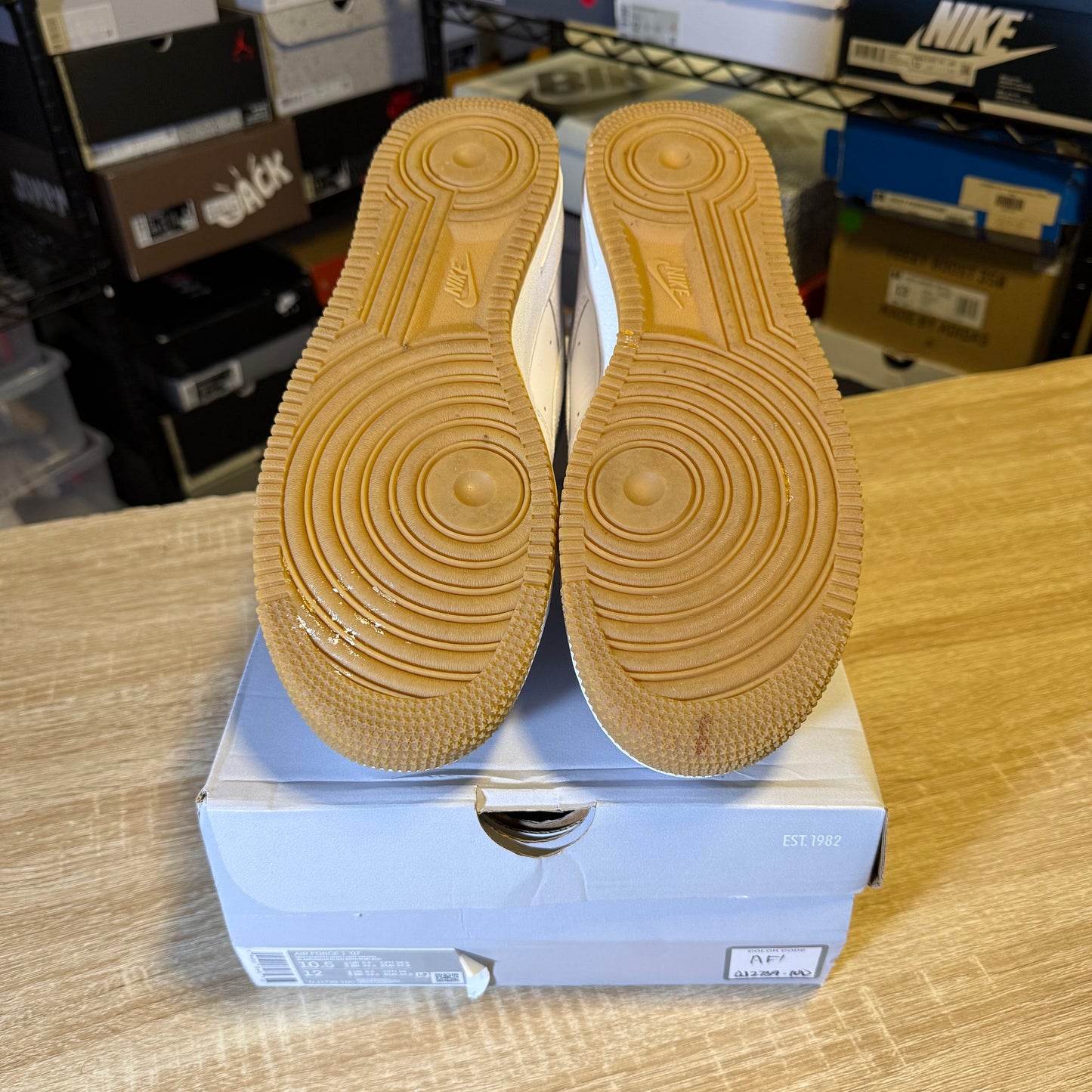 Size 10.5 - AF 1 White Gum