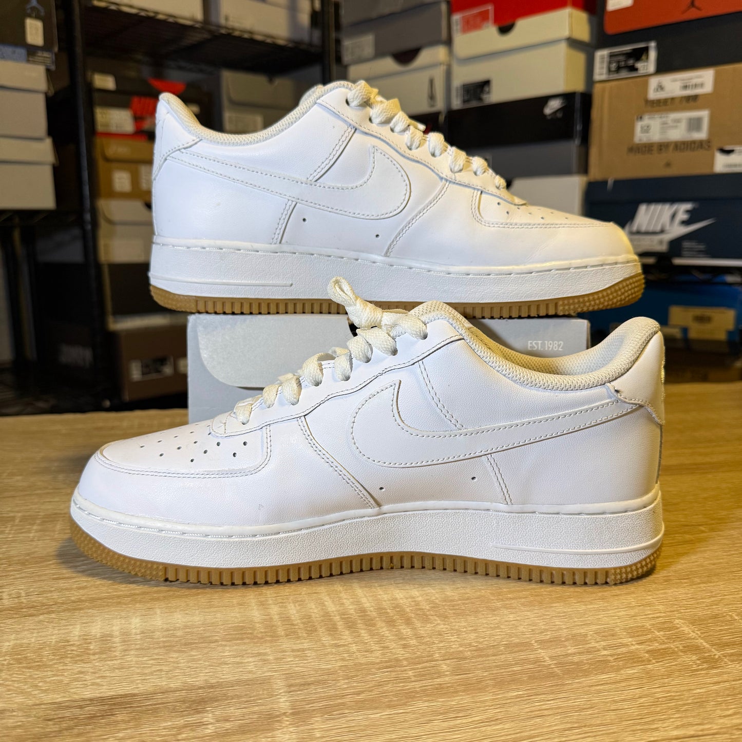 Size 10.5 - AF 1 White Gum