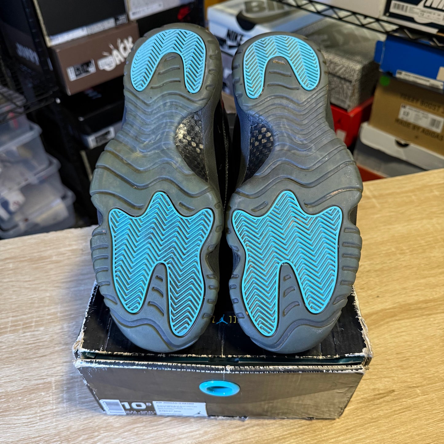 Size 10.5 - AJ 11 Gamma Blue