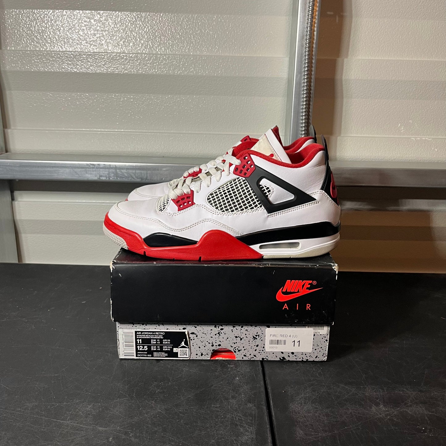 Size 11 - AJ 4 Fire Red