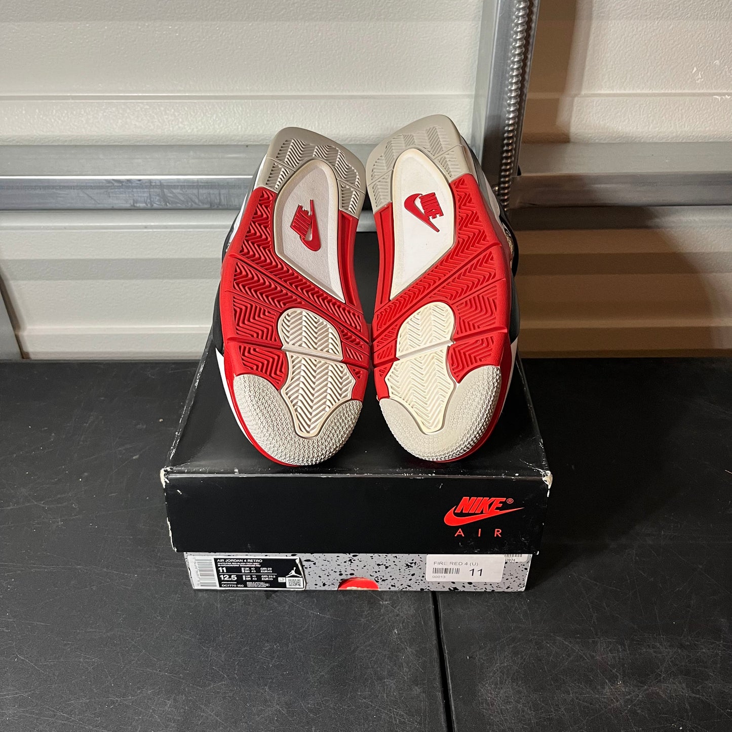 Size 11 - AJ 4 Fire Red