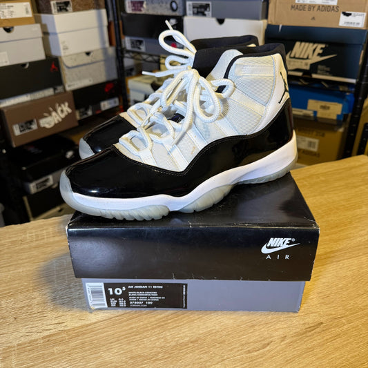 Size 10.5 - AJ 11 Concord