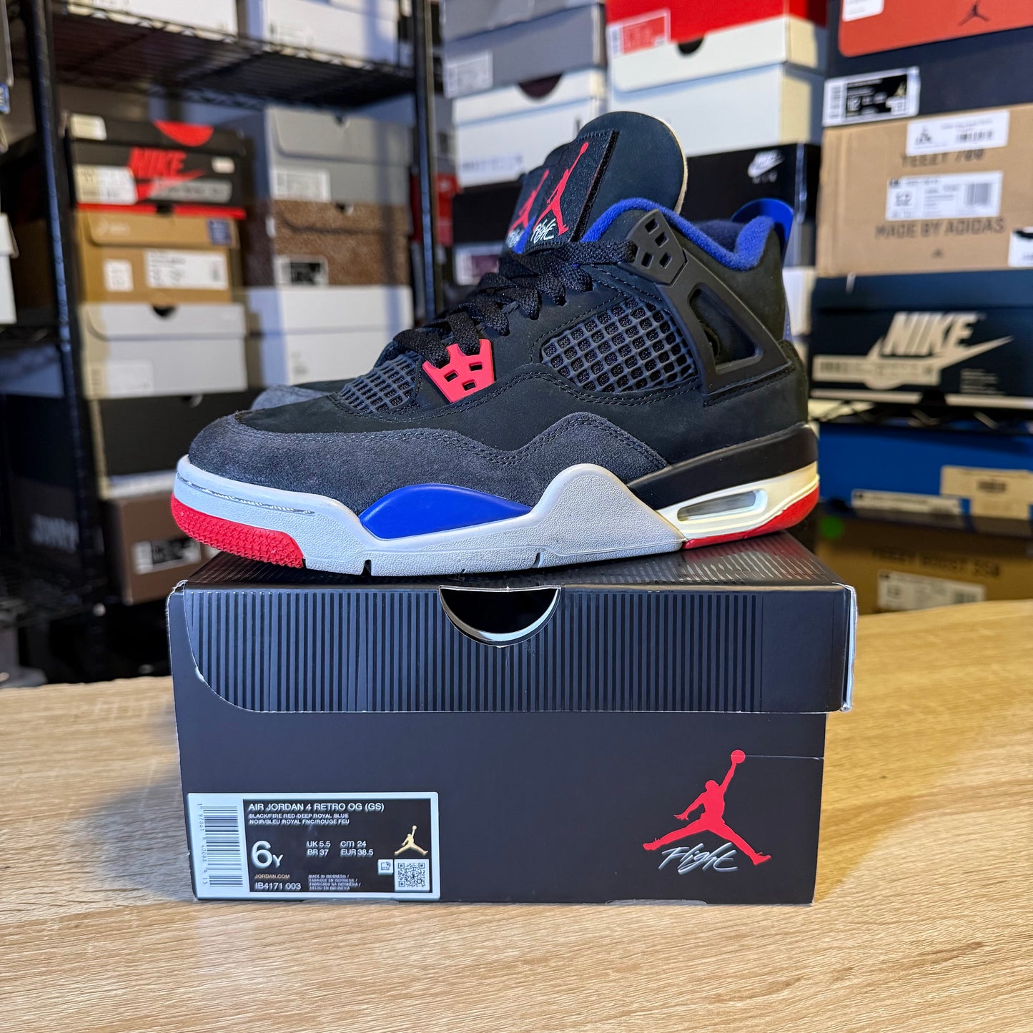 Size 6Y - AJ 4 Rare Air