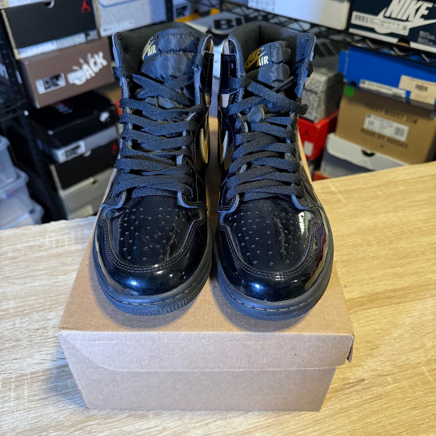 Size 9.5 - AJ 1 Metallic Gold