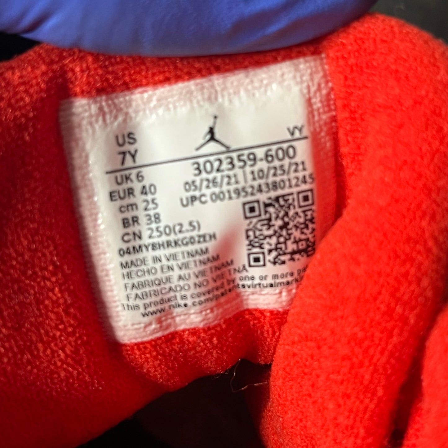 Size 7Y - AJ 9 Chile Red