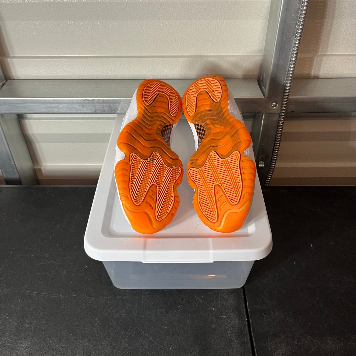 Size 9.5W - AJ 11 Low Citrus