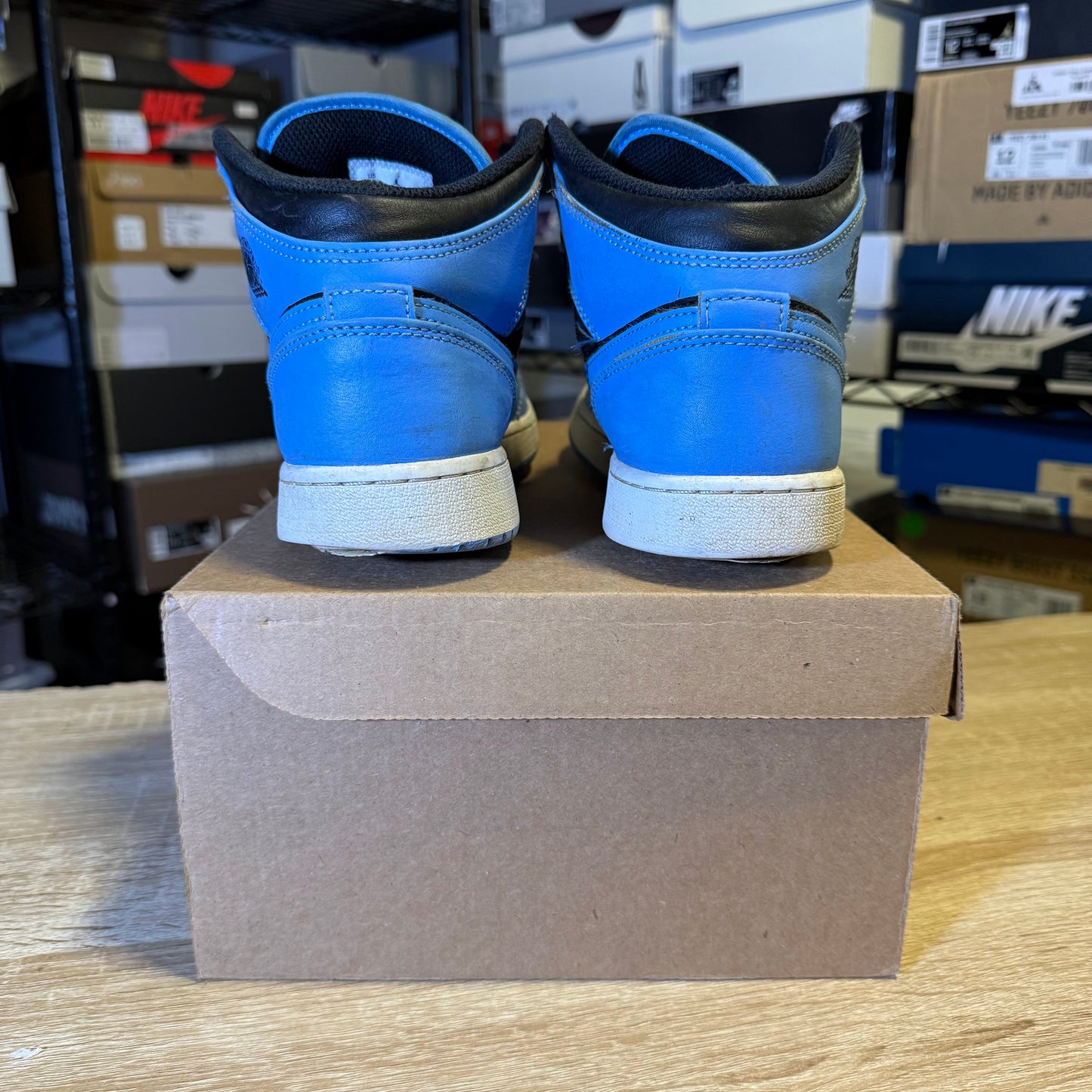 Size 6.5Y - AJ1 Mid University  Blue