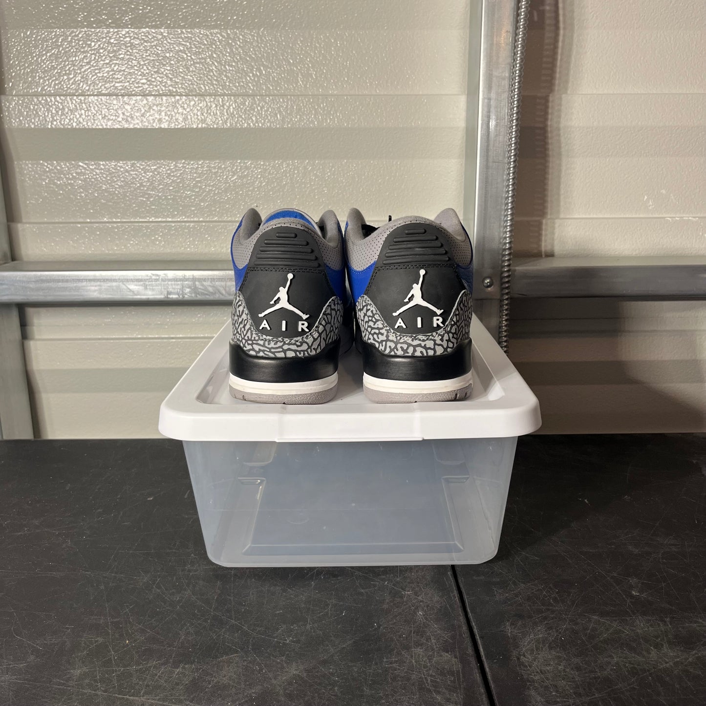 Size 9.5 - AJ 3 Varsity Royal