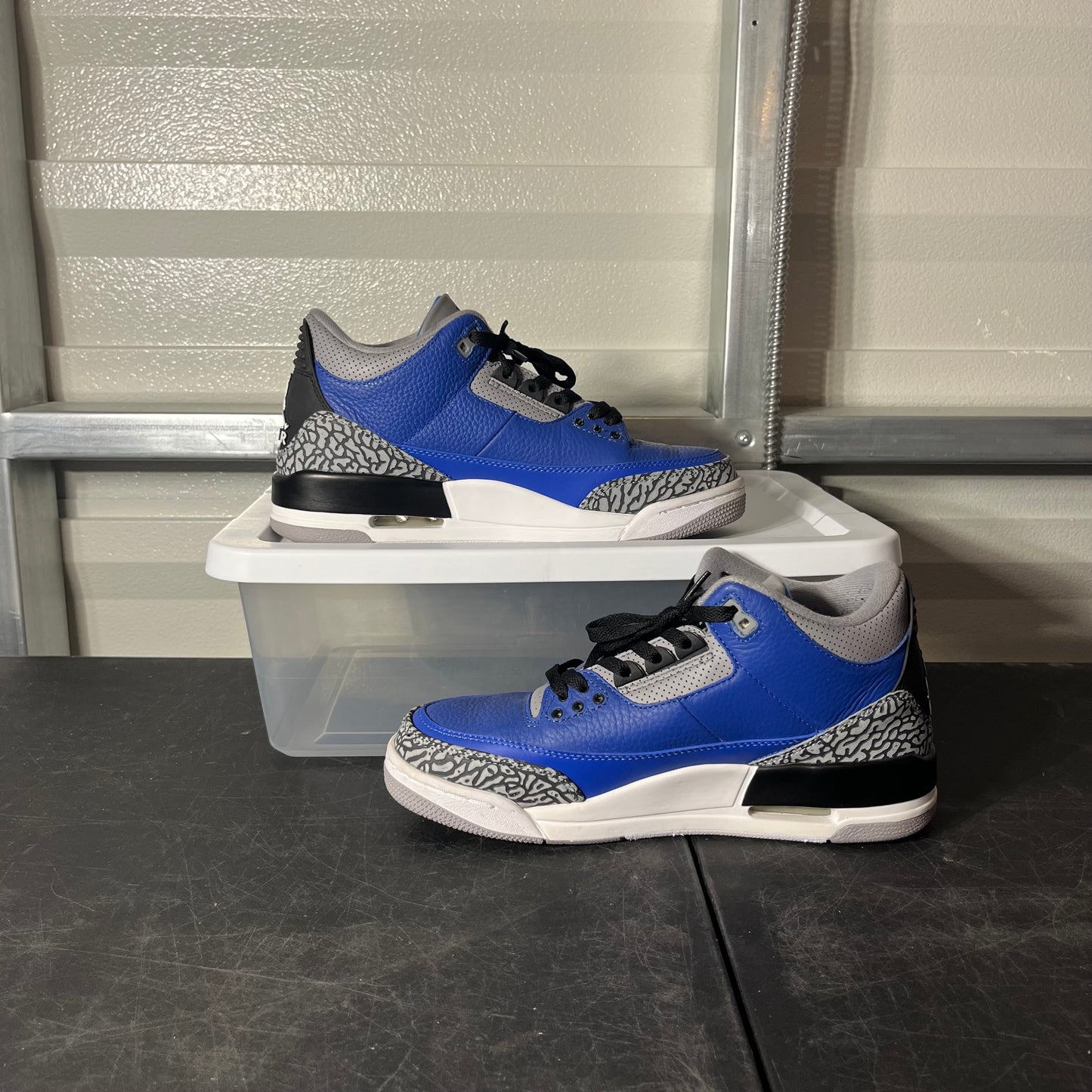 Size 9.5 - AJ 3 Varsity Royal