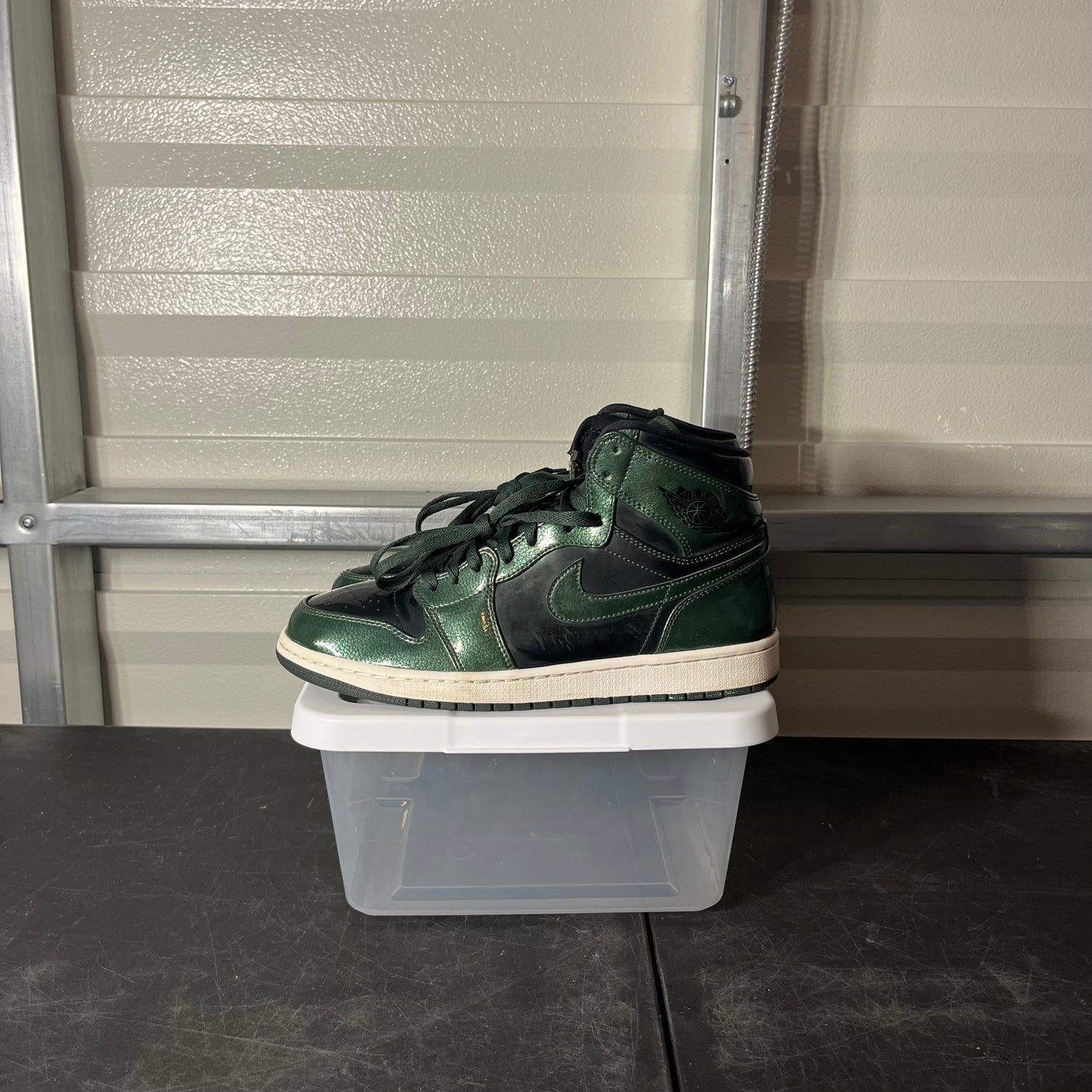 Size 10.5 - AJ 1 Green