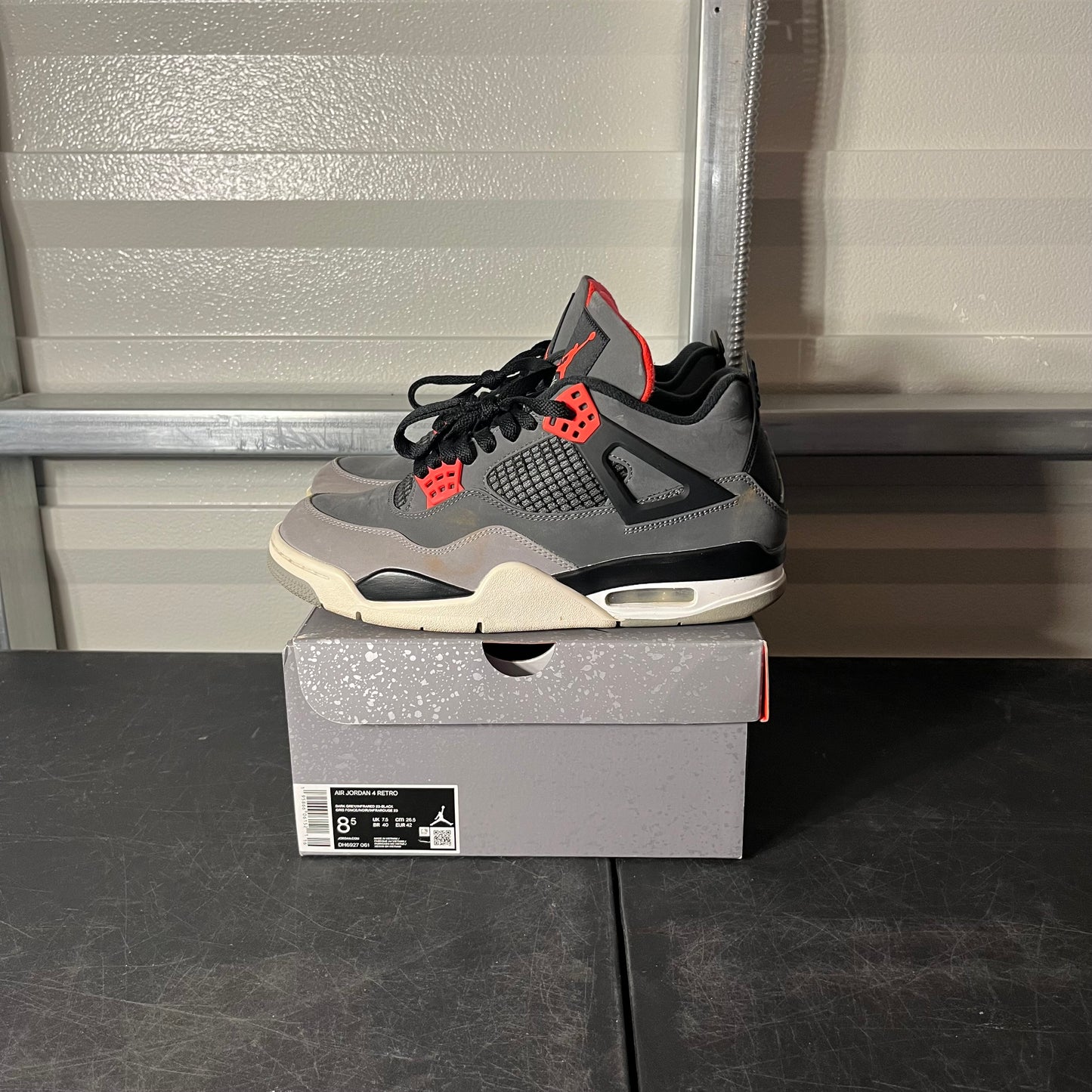 Size 8.5 - AJ 4 Infrared