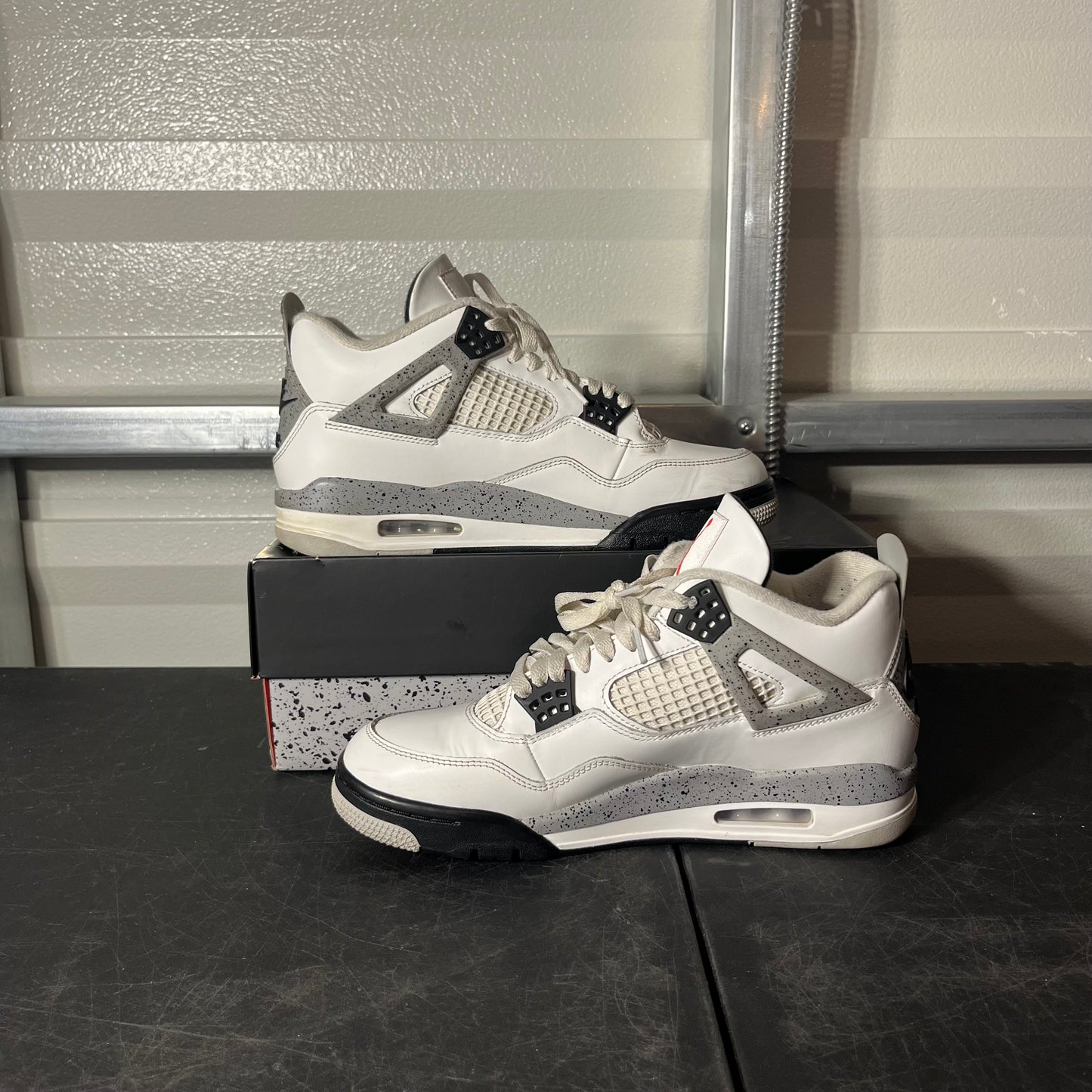 Size 9 - AJ 4 White Cement