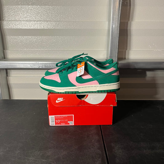 Size 10.5 - Dunk Malachite Pink