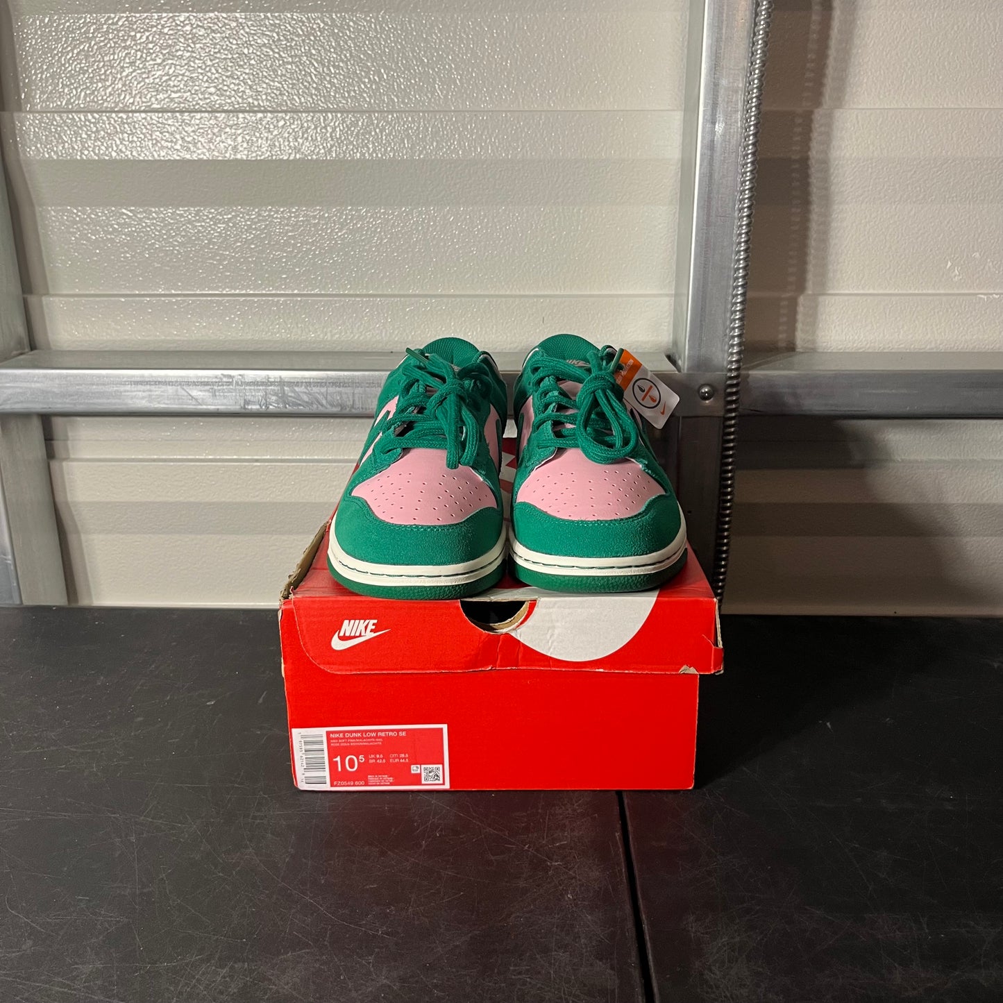Size 10.5 - Dunk Malachite Pink