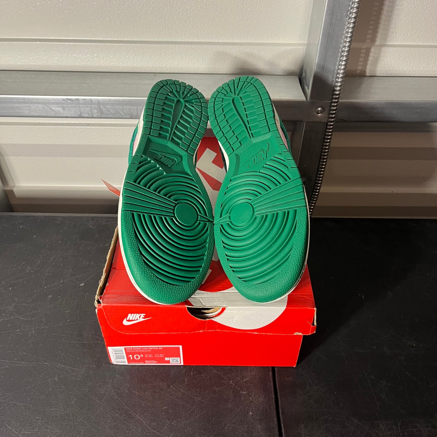 Size 10.5 - Dunk Malachite Pink
