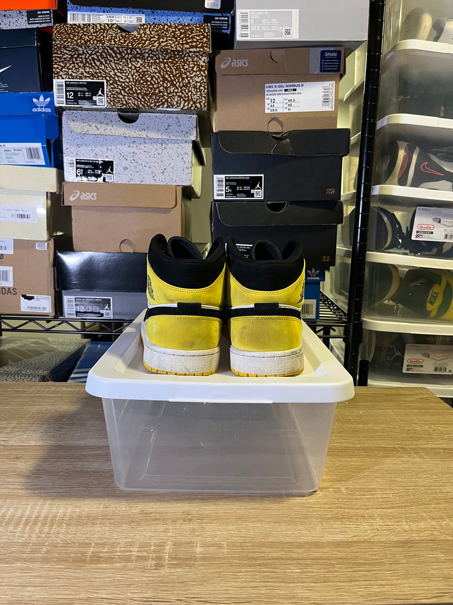 Size 11.5 - AJ 1 SE Mid Yellow Toe
