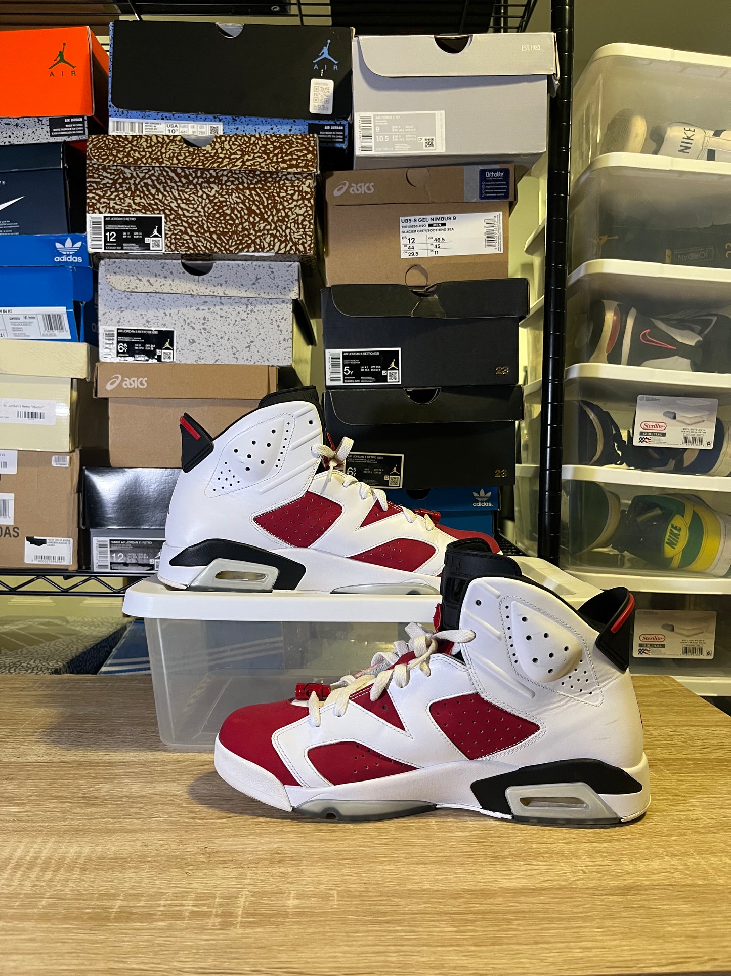 Size 11.5 - AJ 6 Retro OG Mid Carmine