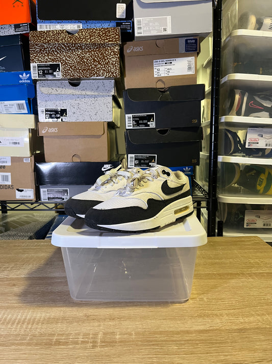 Size 7.5 - Air Max 1 Essential White Pure Platinum Black