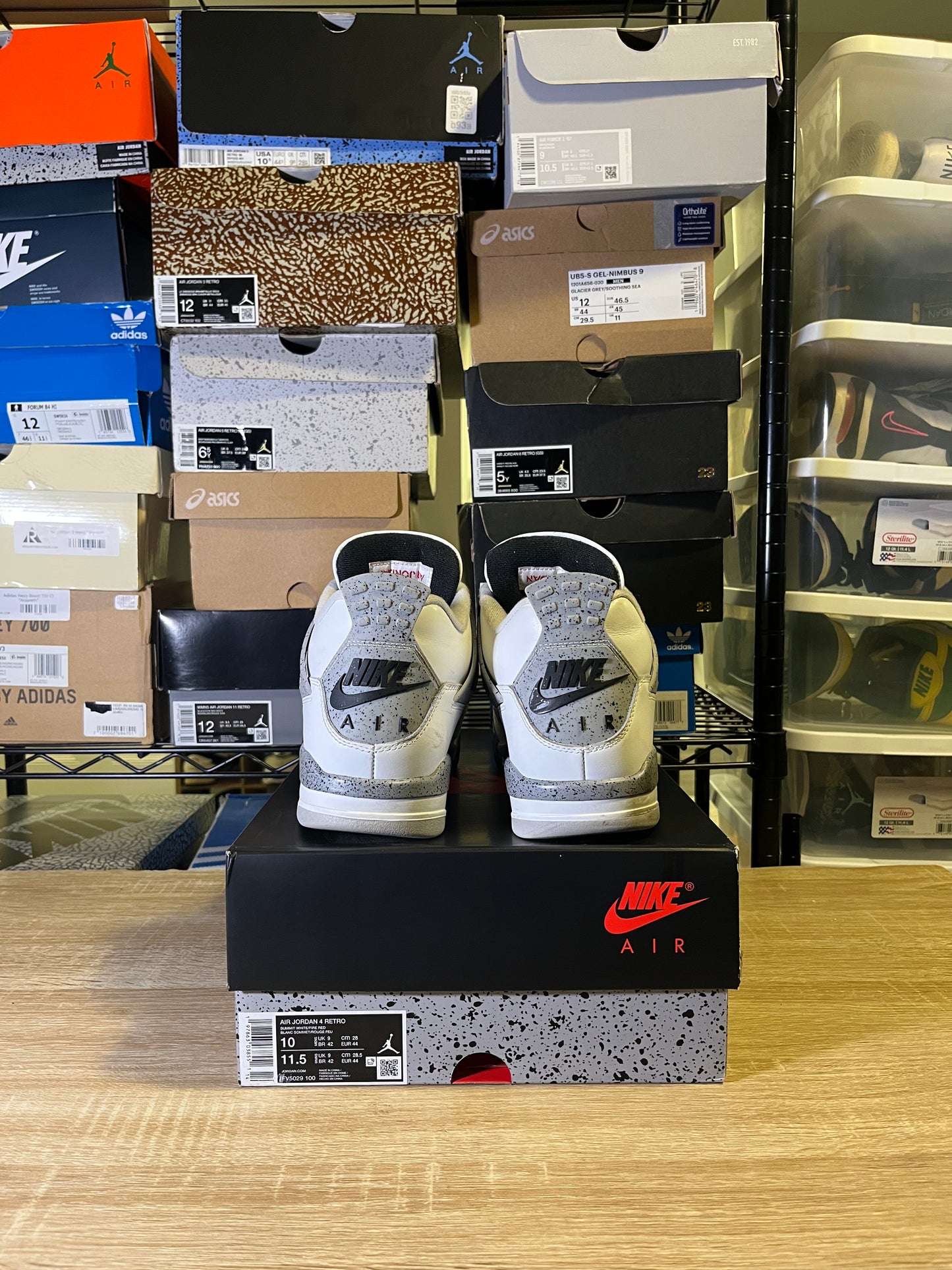 Size 10 - AJ 4 Retro OG 2025 White Cement