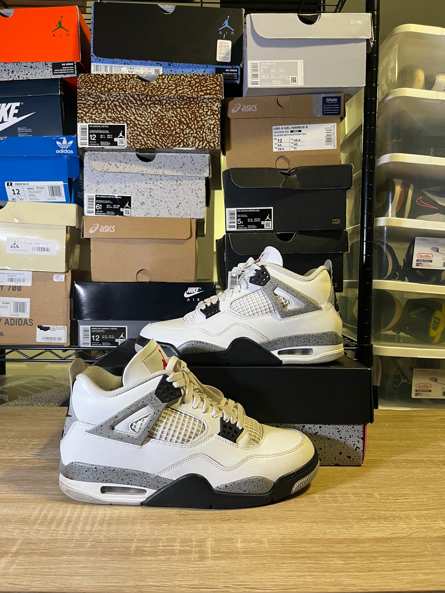 Size 10 - AJ 4 Retro OG 2025 White Cement