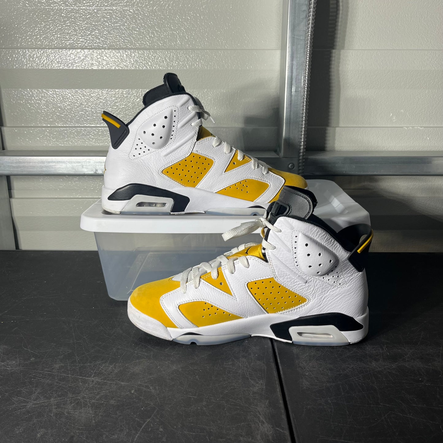 Size 11 - AJ 6 Ochre