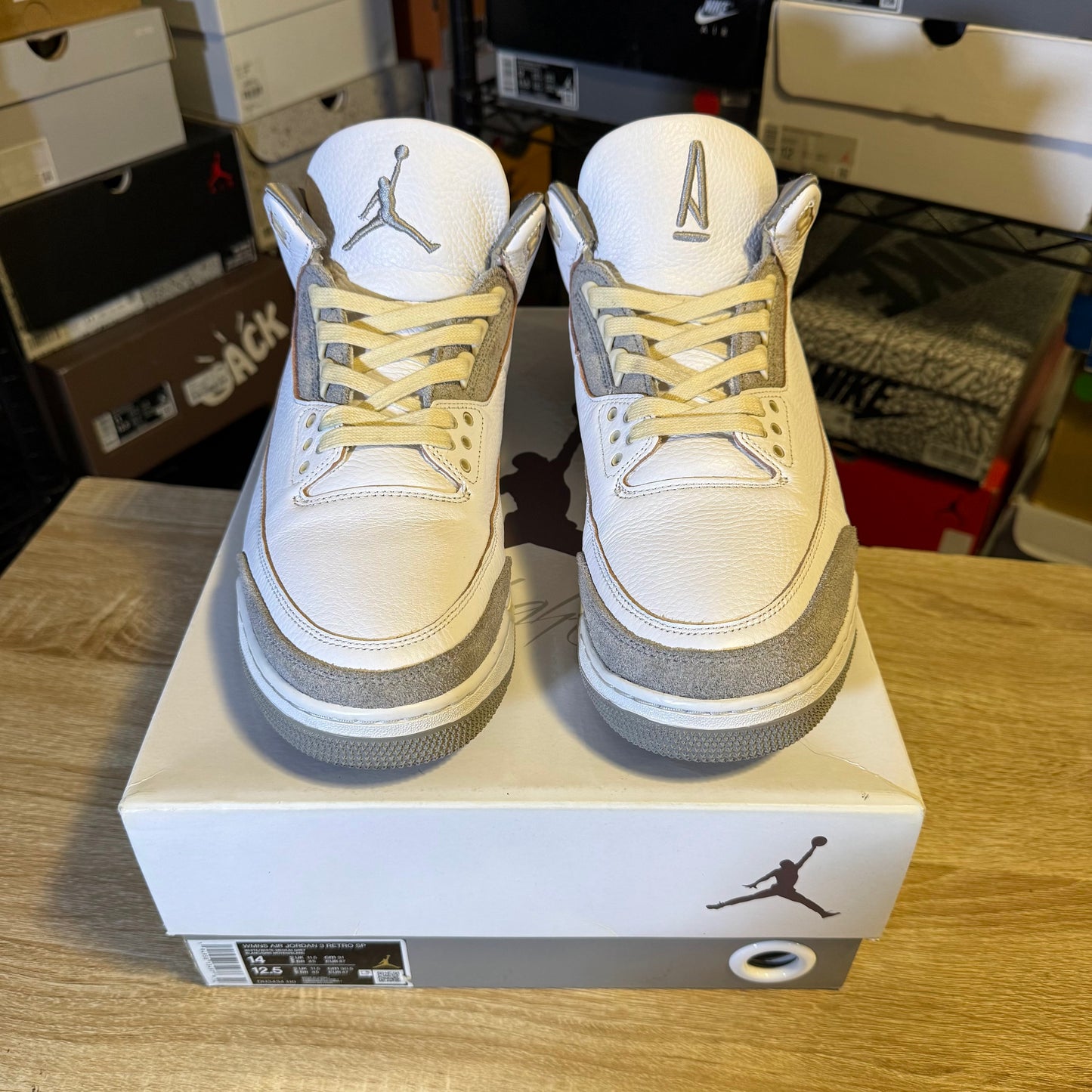 Size 12.5 M - Jordan 3 Retro SP x A Ma Maniere Low Raised By Women