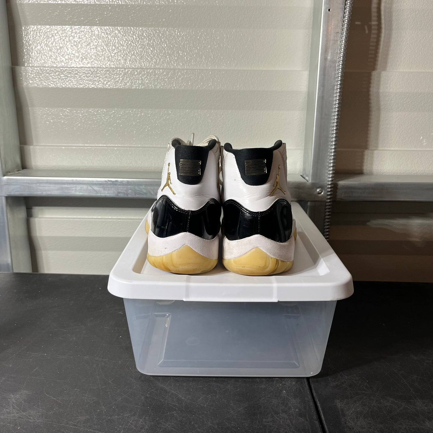 Size 9.5 - AJ 11 Dmp Gratitude
