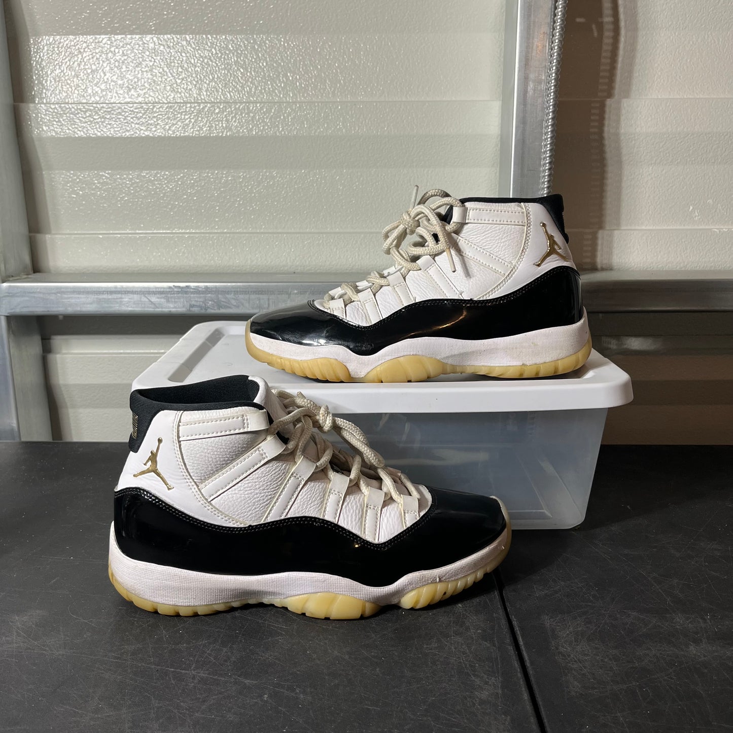 Size 9.5 - AJ 11 Dmp Gratitude