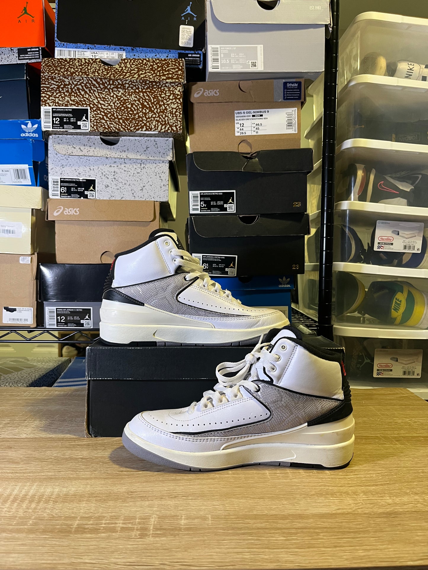 Size 7Y – AJ 2 Python
