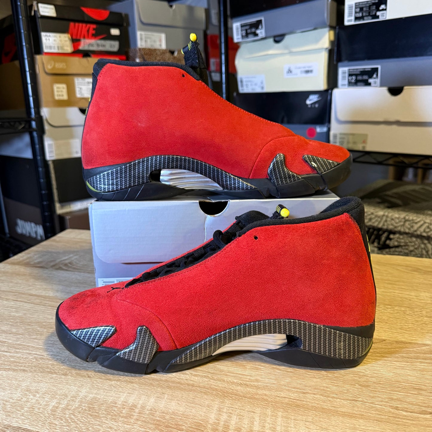 Size 9.5 - AJ 14 Retro 2025 Ferrari