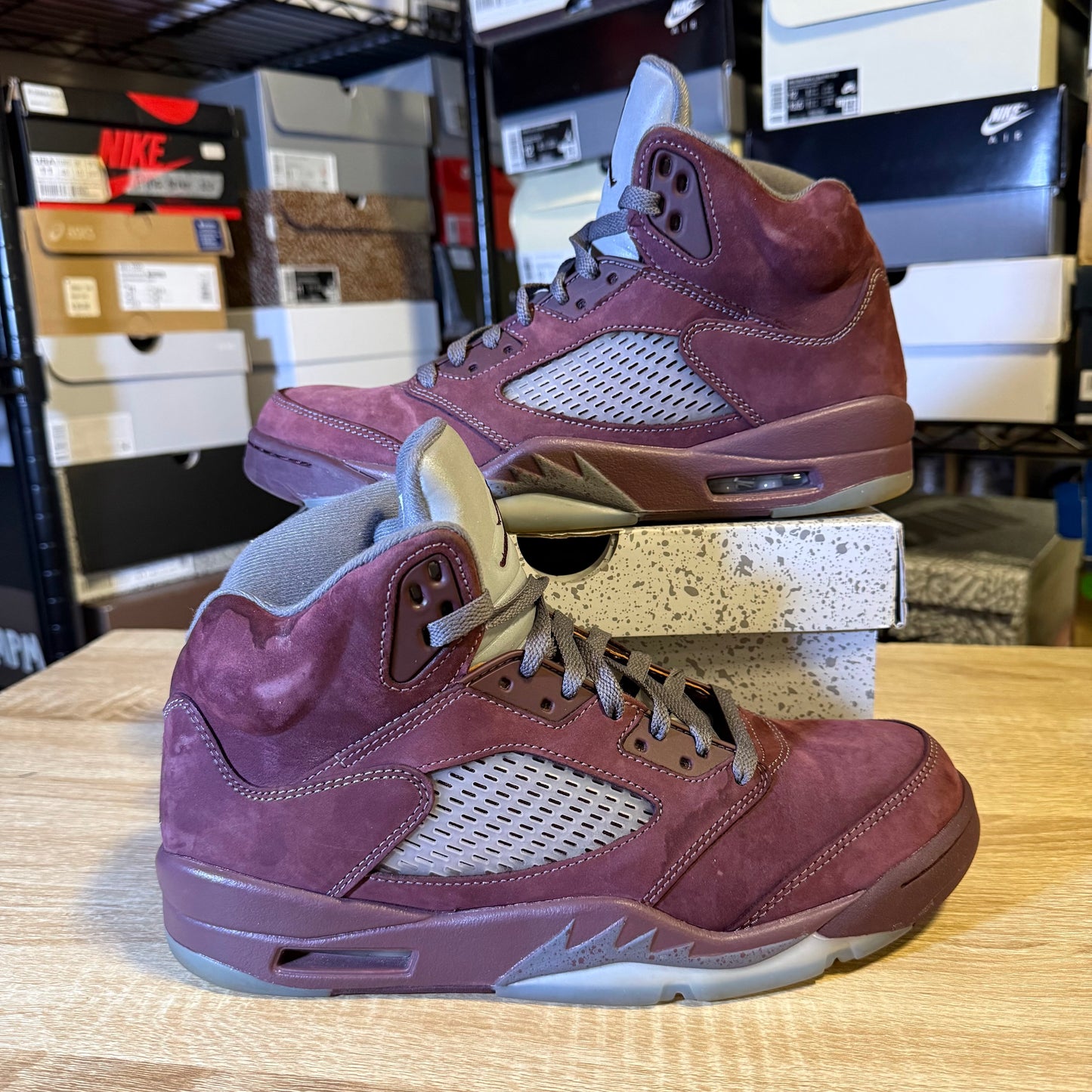 Size 9.5 - AJ 5 Burgandy