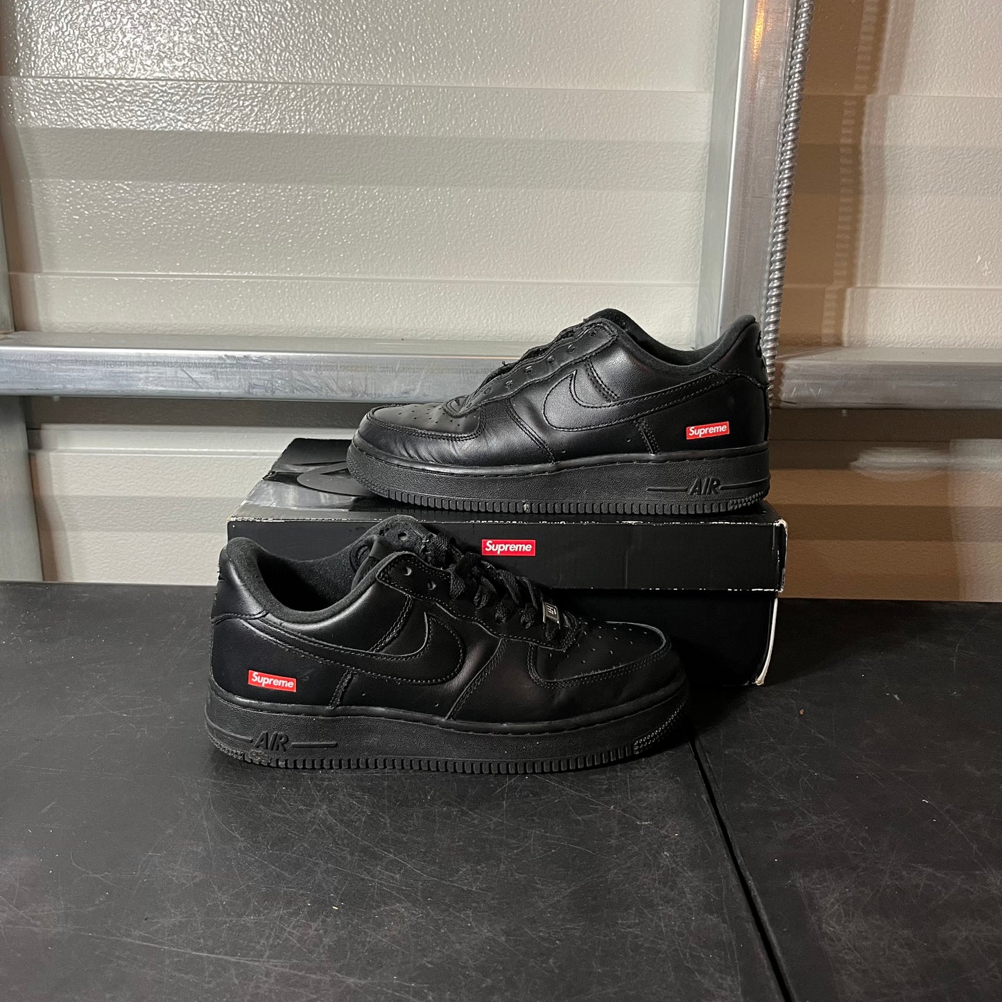 Size 7 - AF 1 Supreme