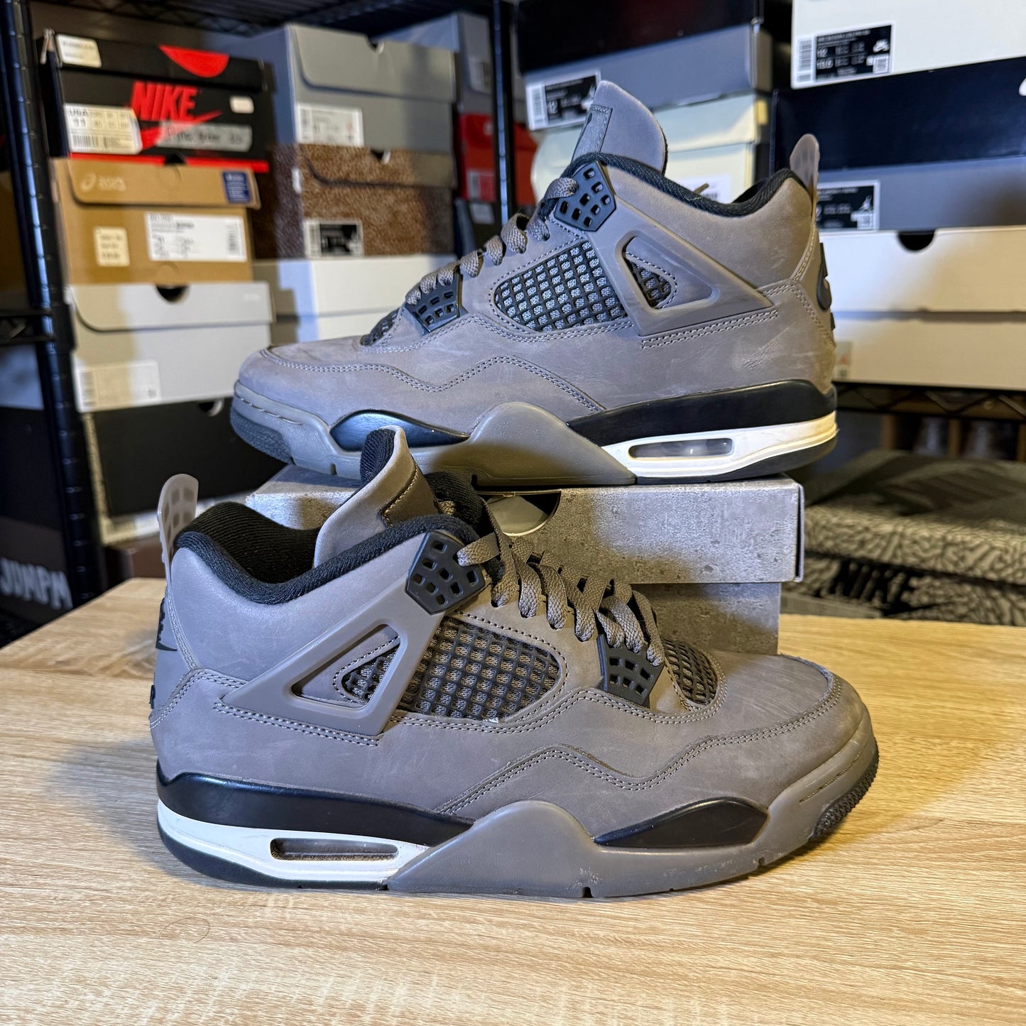Size 9 - AJ 4 Cave Stone