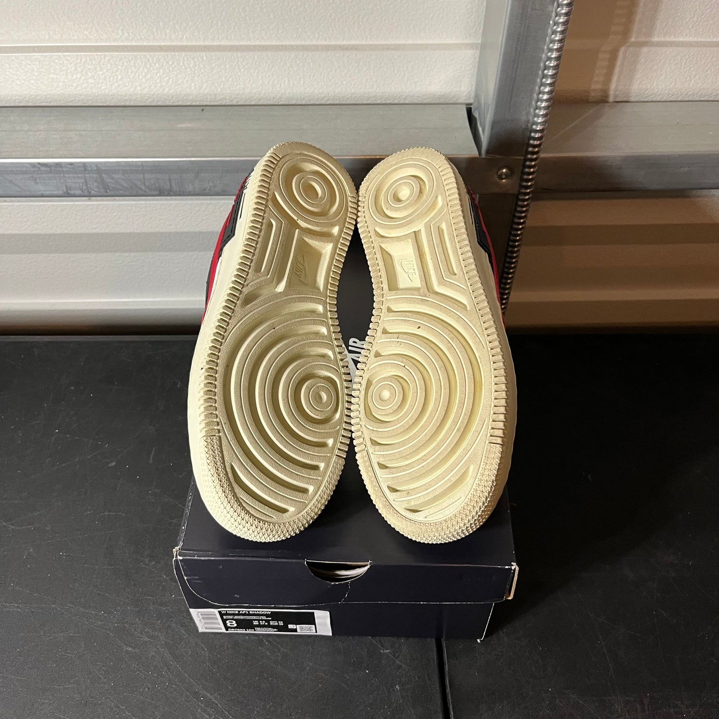 Size 8W - AF 1 University Red Black