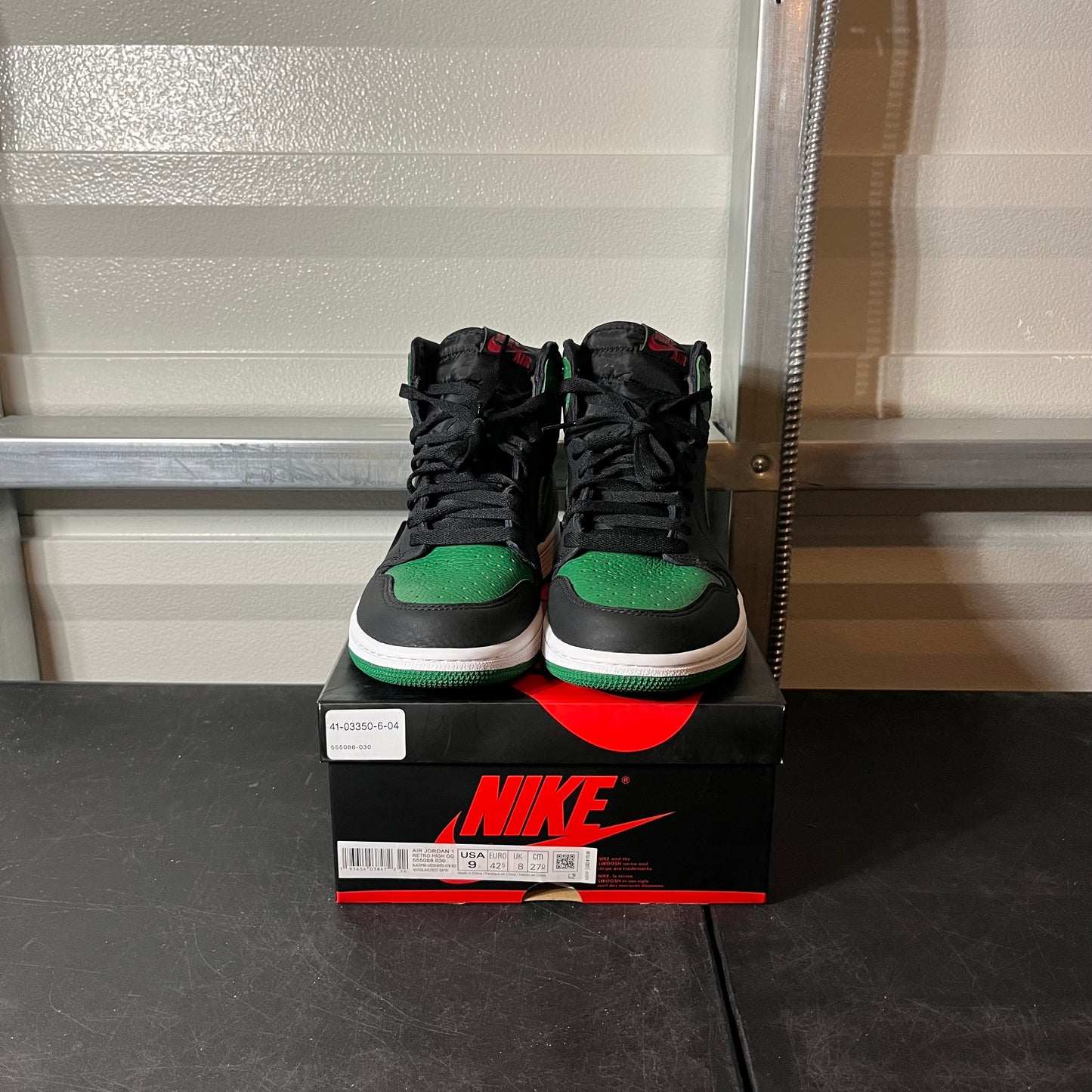 Size 9 - AJ 1 Pine Green 2.0