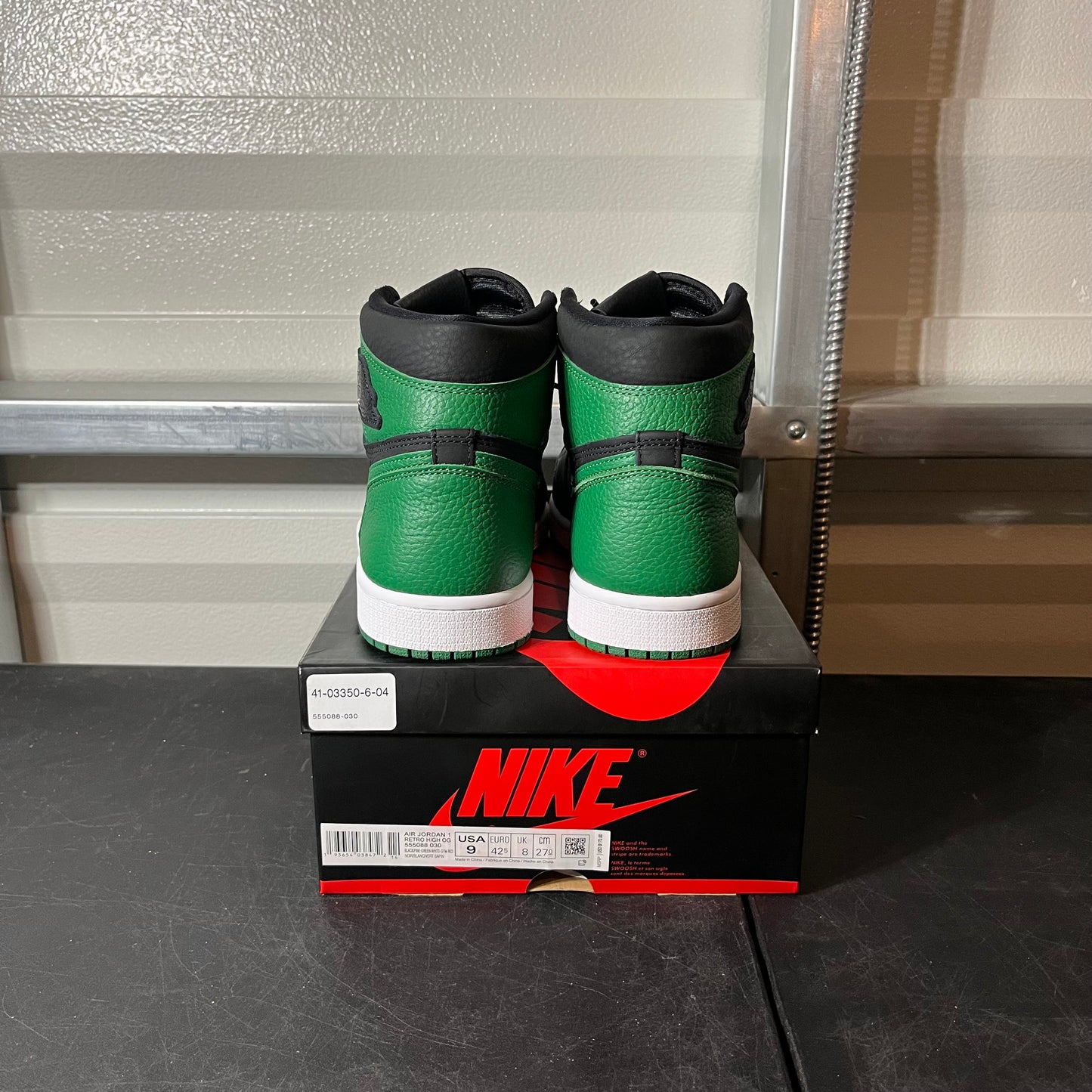Size 9 - AJ 1 Pine Green 2.0