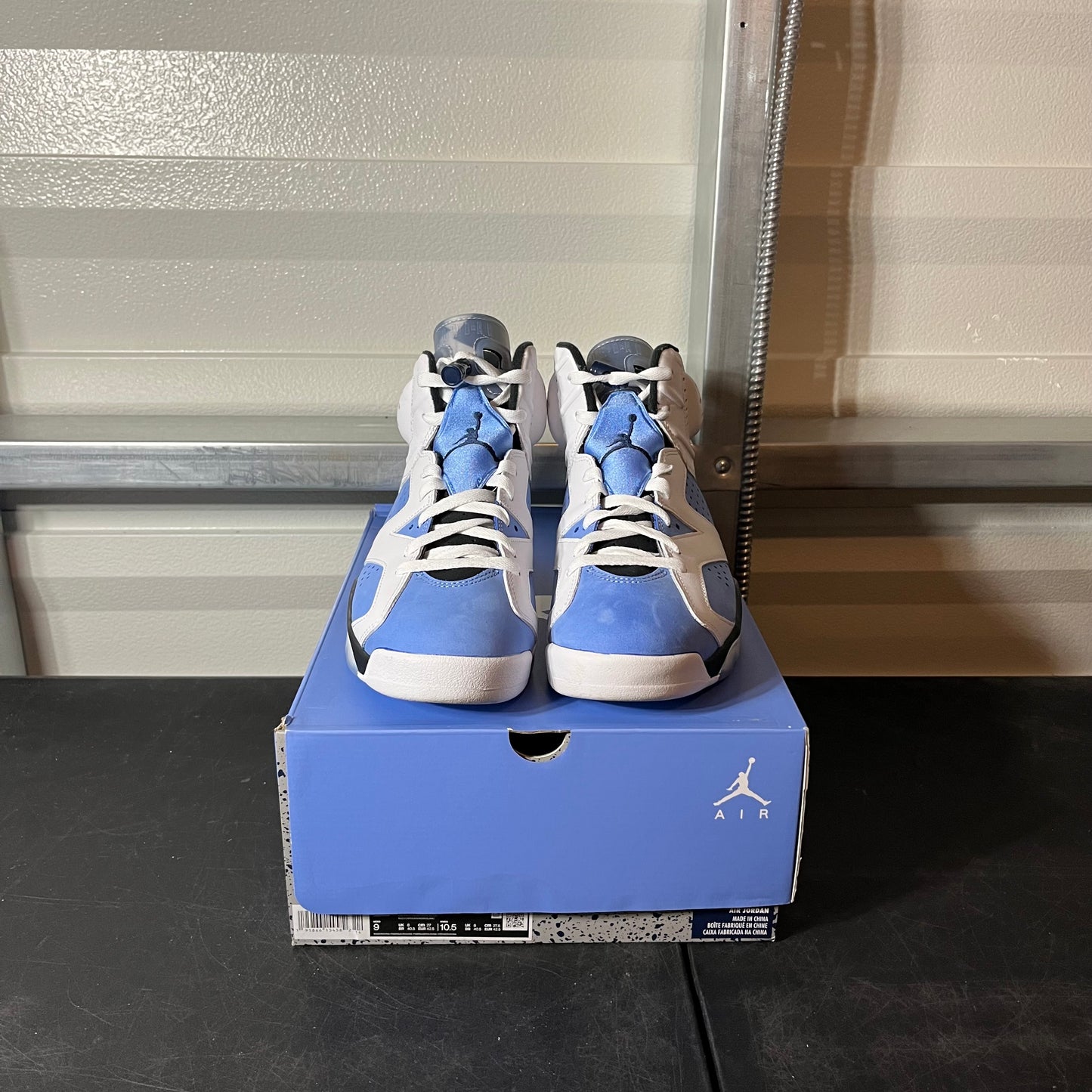 Size 9 - AJ 6 UNC