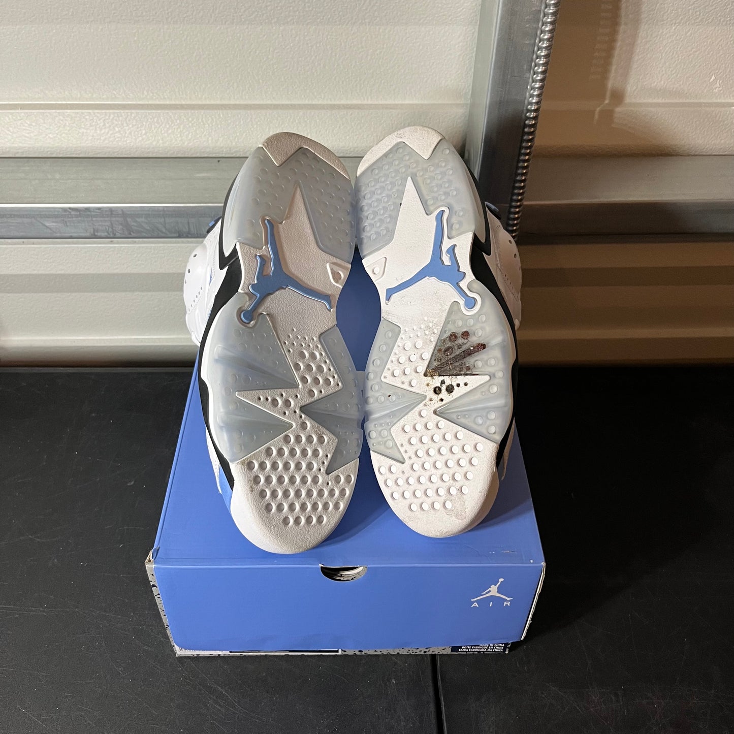 Size 9 - AJ 6 UNC