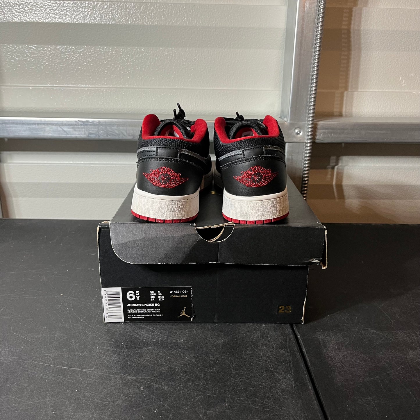 Size 7Y - AJ 1 Low Black/Red