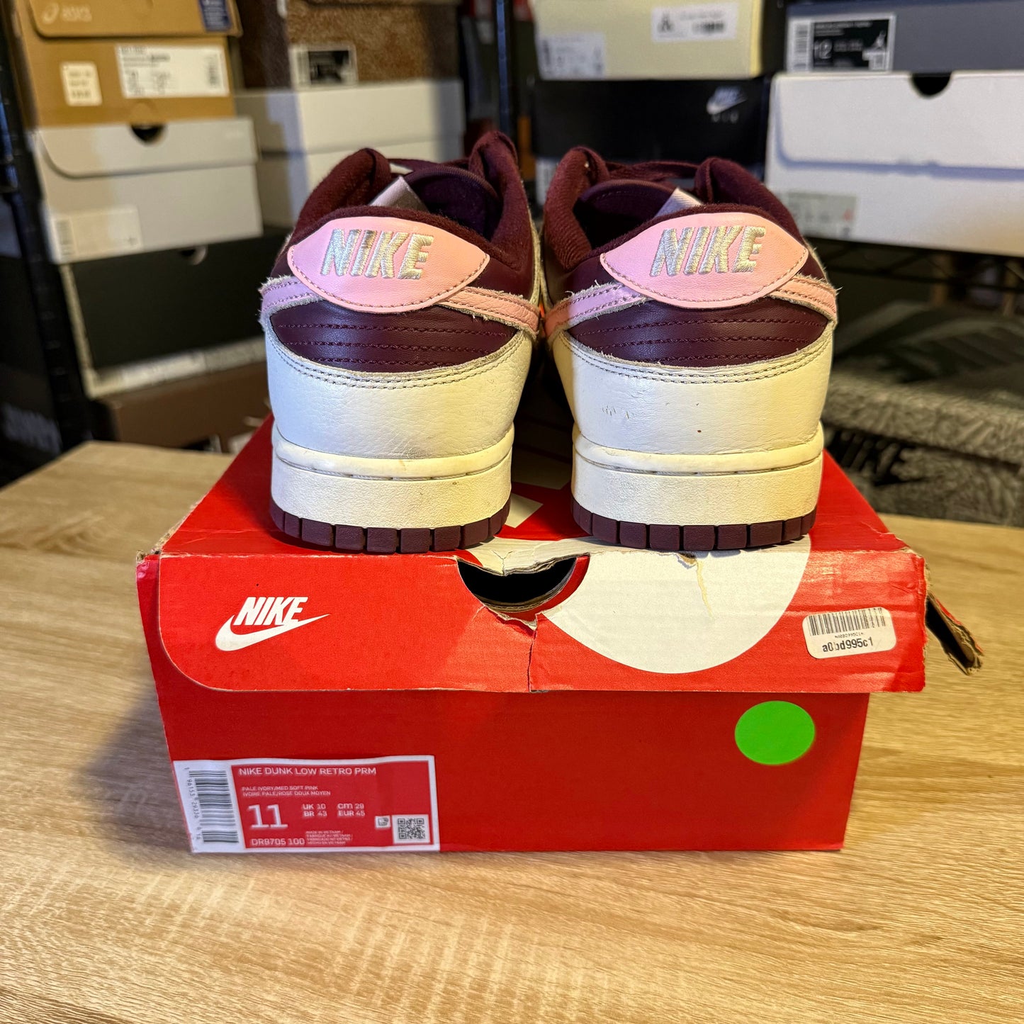 Size 11 - Dunk Valentines Day