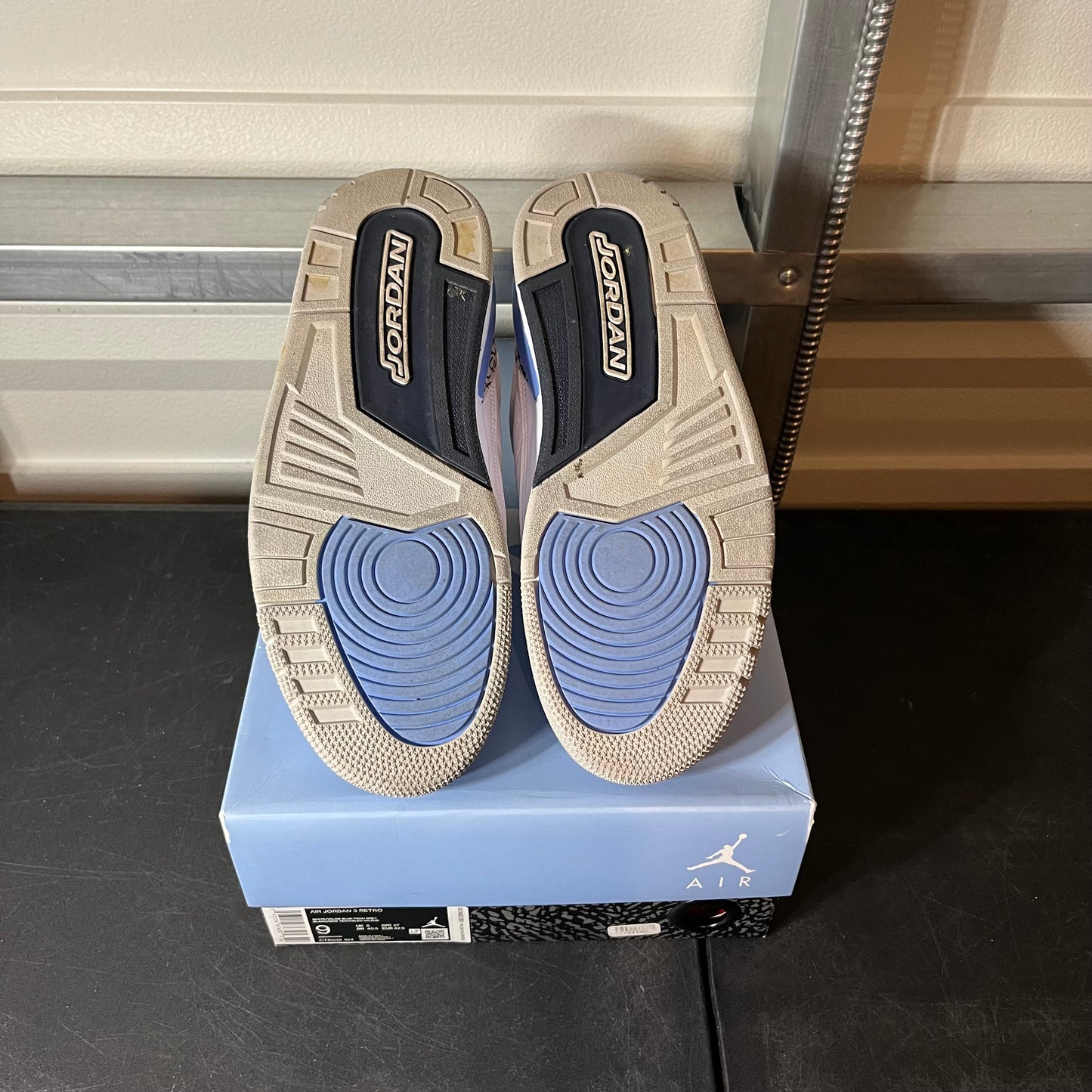 Size 9 - AJ 3 UNC