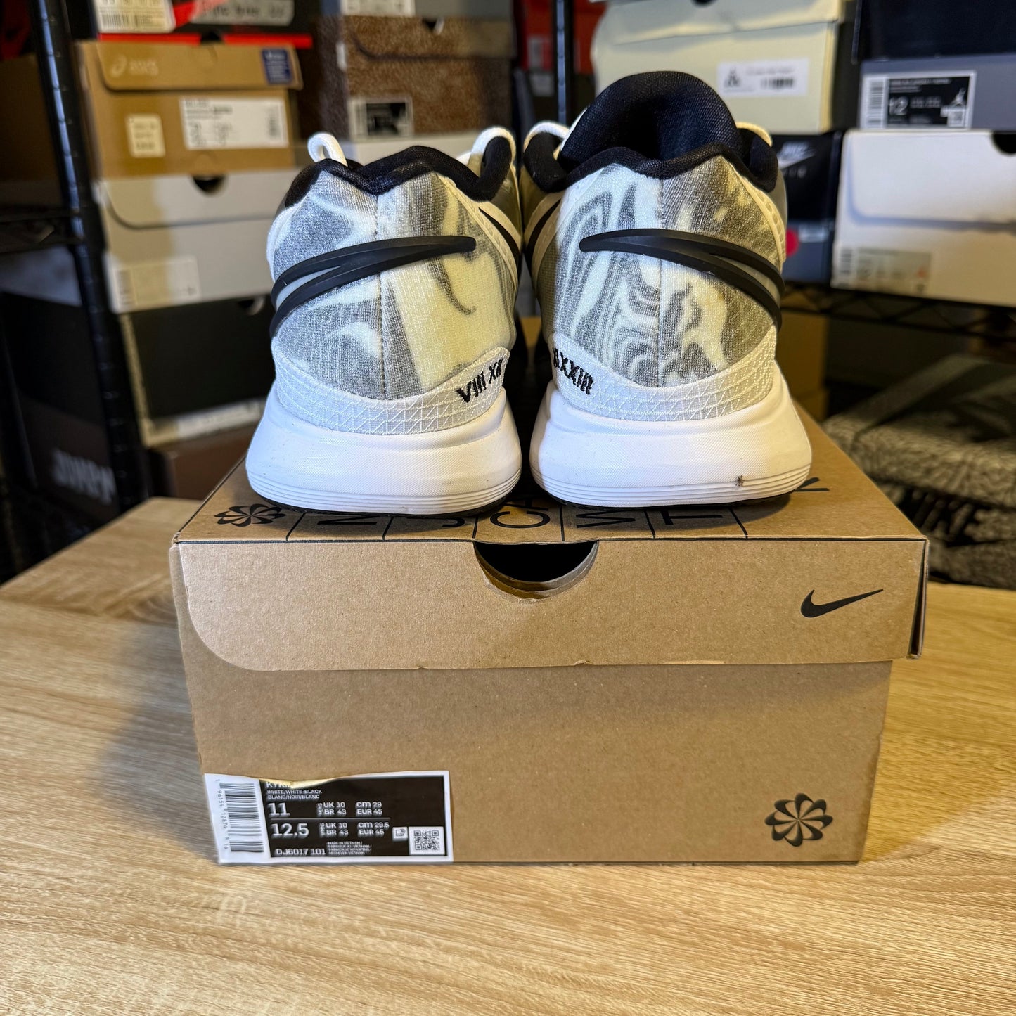 Size 11 - Kyrie 8 White Black