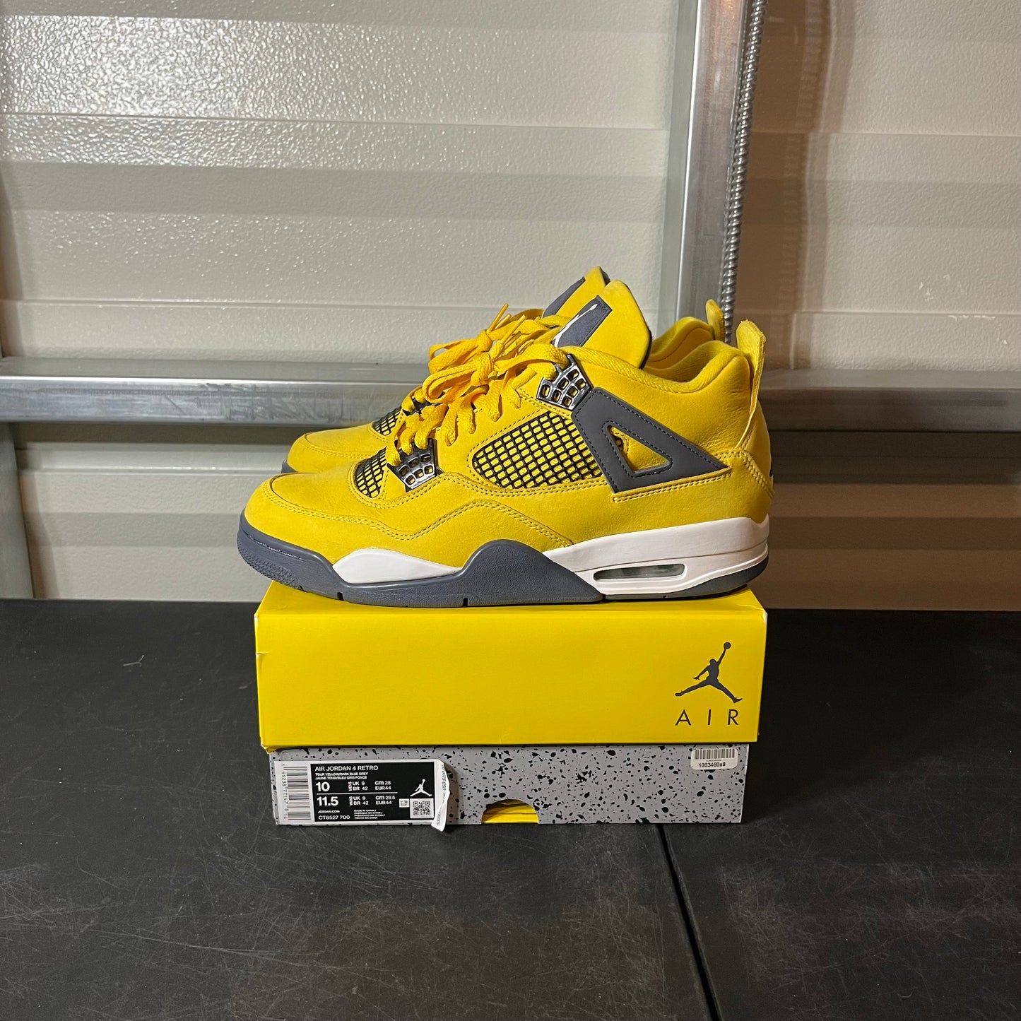 Size 10 - AJ 4 Lightning