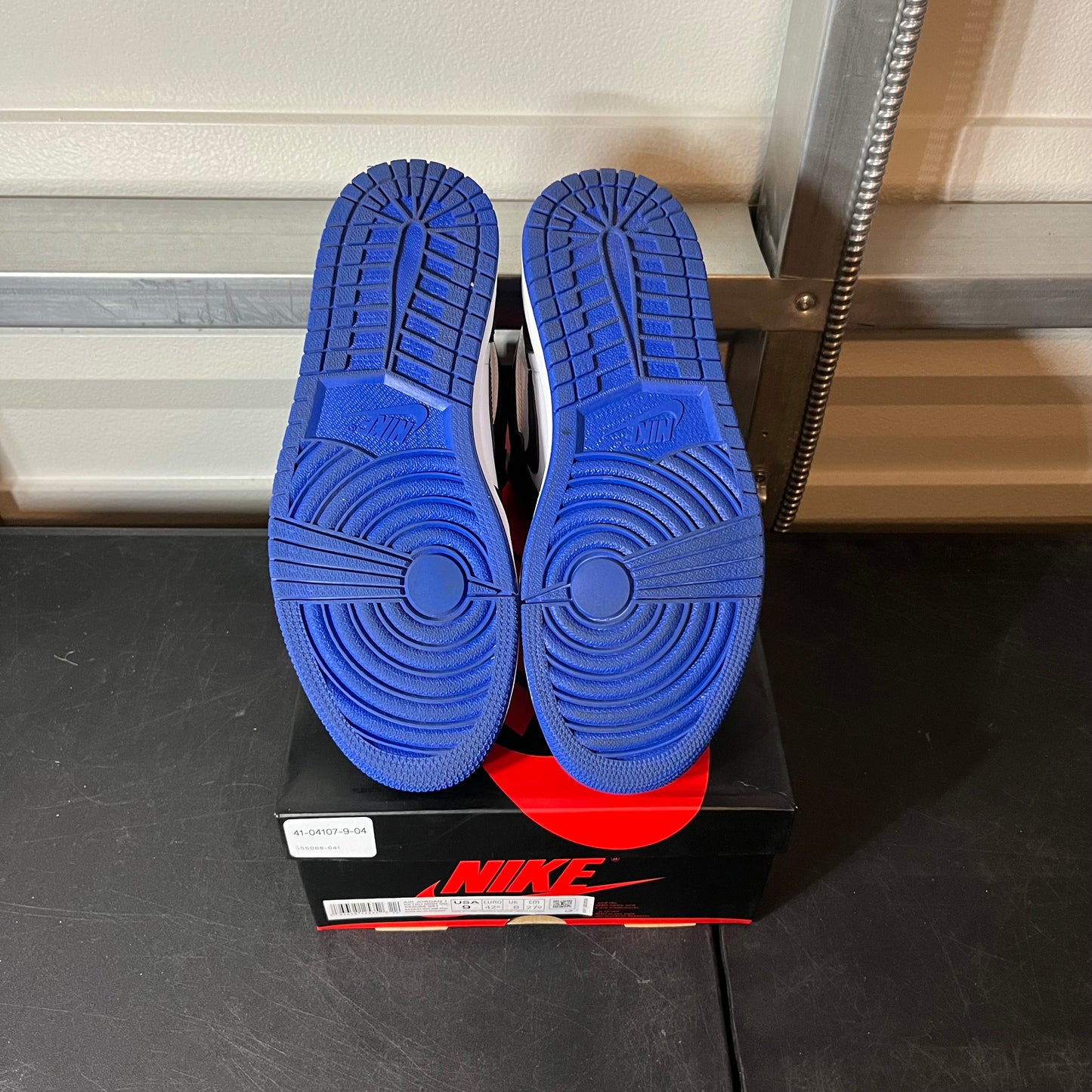 Size 9 - AJ 1 Royal Toe
