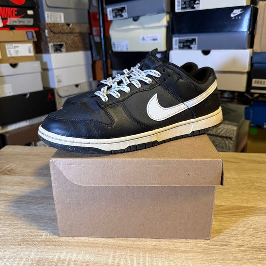 Size 11 - Dunk Reverse Panda