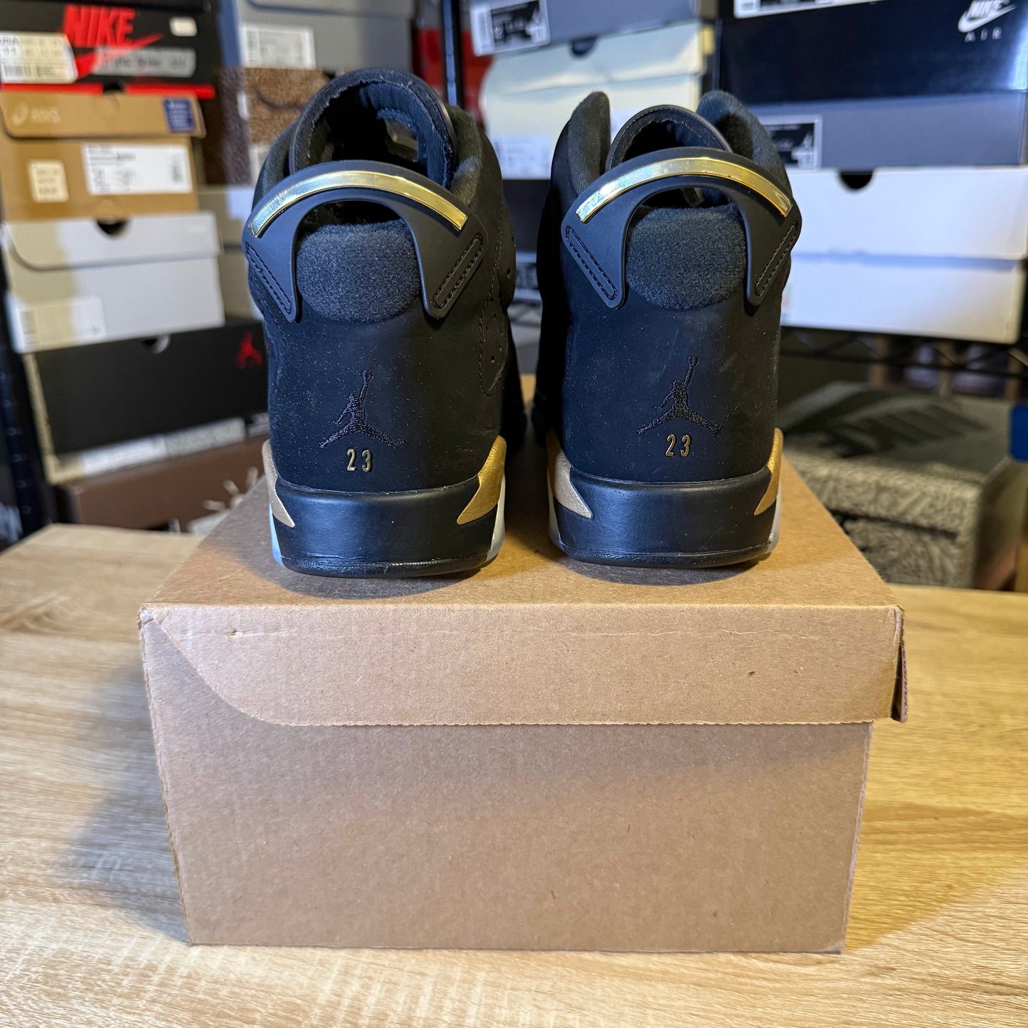 Size 6.5Y - AJ 6 DMP